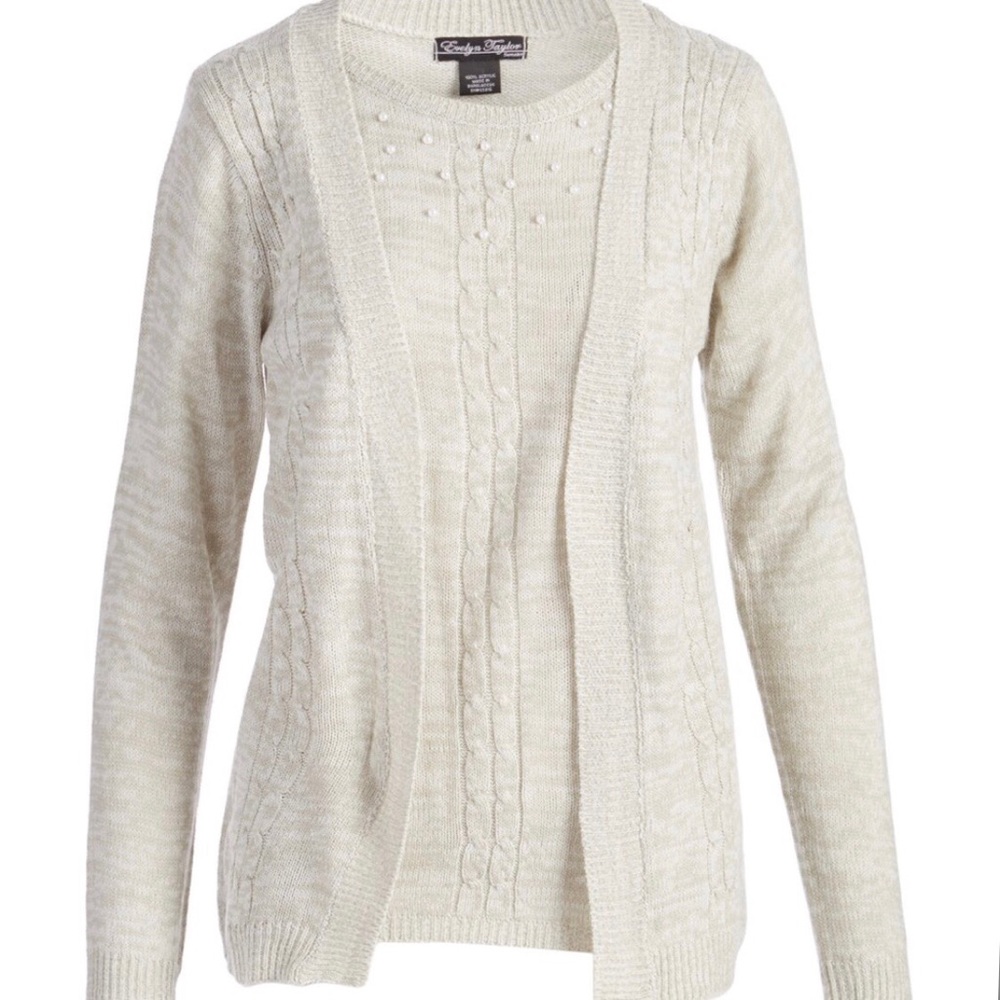 NWT Evelyn Taylor Cardigan